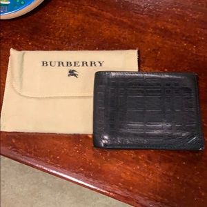 Burberry men’s wallet.